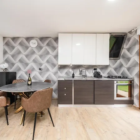 Lussia Apartman
